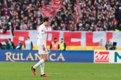 开云体育中国-弗赖堡客场不敌对手，表现低迷