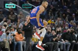 开云体育下载-骑士射手狂轰45分，力挽狂澜终结三连败的简单介绍