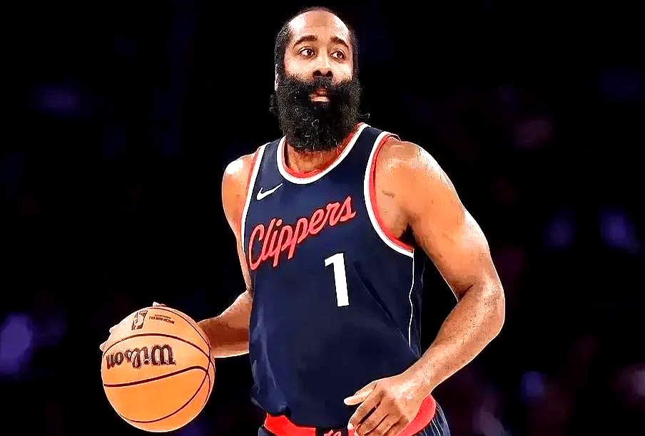 哈登再度暴击,火箭队气势如虹 哈登再度暴击,火箭队气势如虹